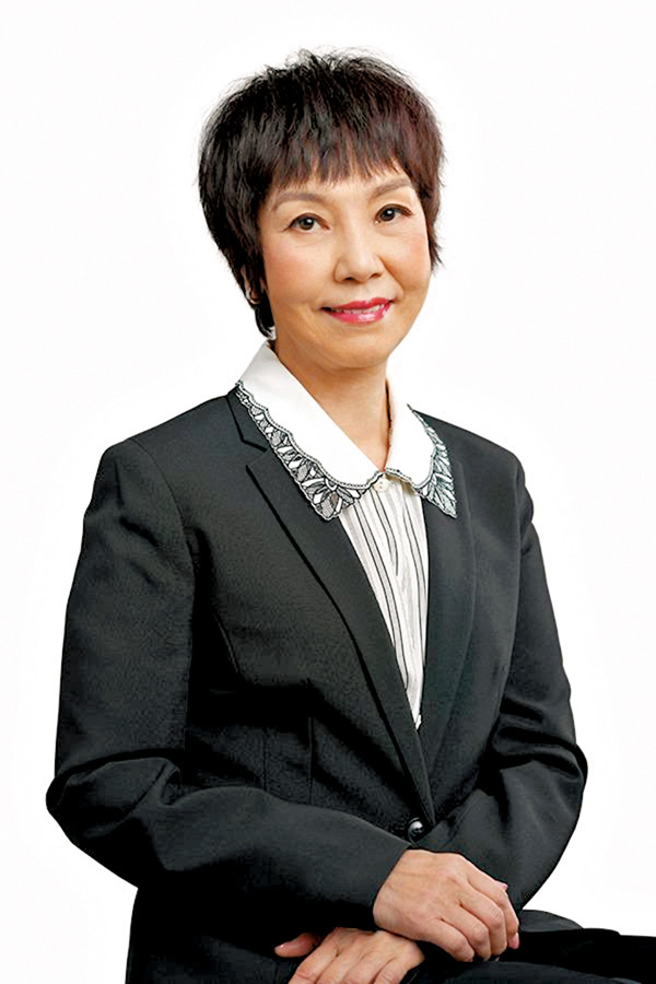 ●吳美英出身戲劇世家，是能文能武的最美花旦。