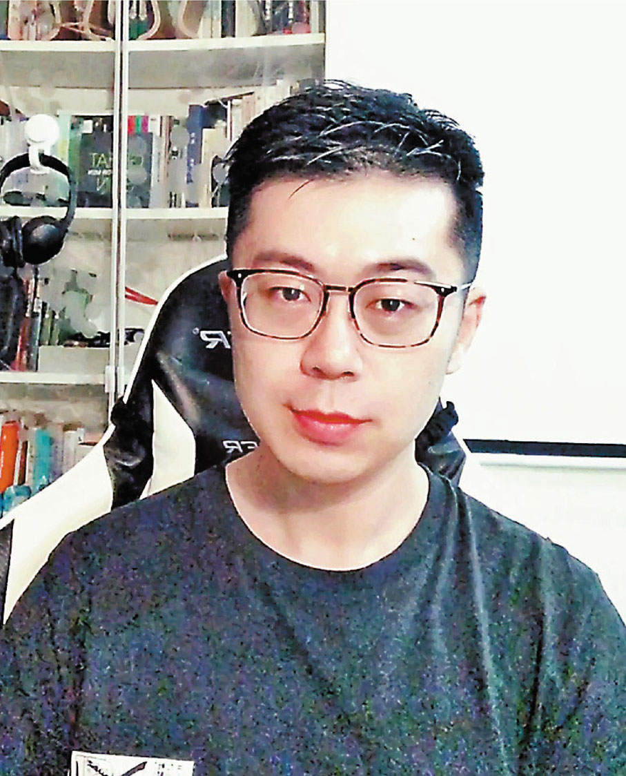 ●B站Up主「1900影劇室」稱，自己因解說影視而開始讀紅色著作。 