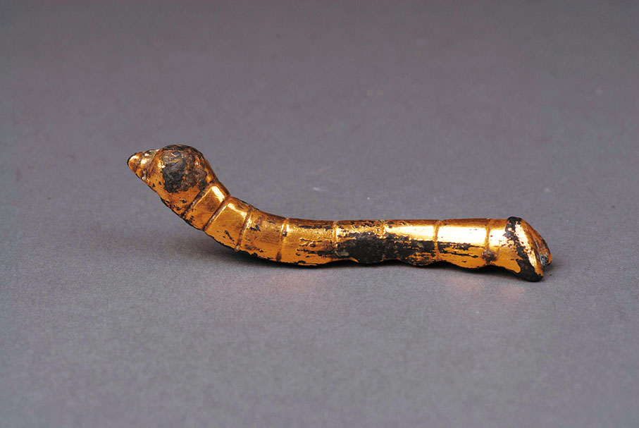 ●鎏金銅蠶見證了古絲綢之路的輝煌歷史。