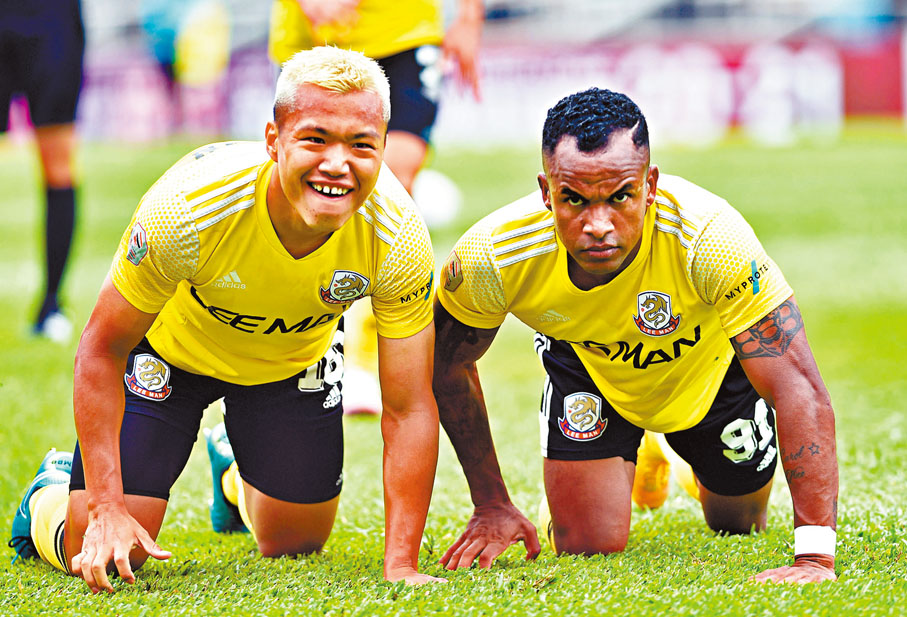 ● 理文首席射手基華尼頓（右）被列入亞協名單並不意外。資料圖片