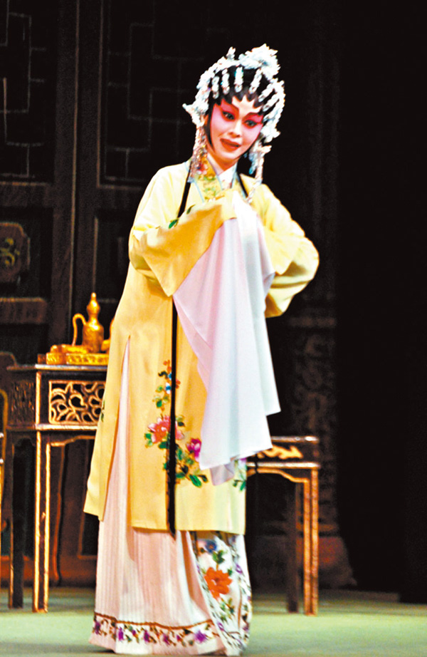 ●王潔清是青苗資深成員，常應邀在其他劇團演出。