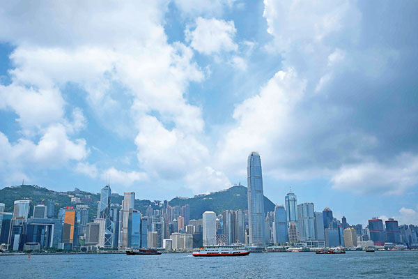 ● 按目前設計，理財「南向通」可親身或遙距開戶。