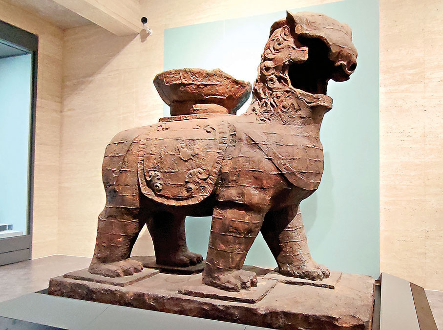 ●圖為古人為祈福消除水患鑄造的鐵犼。