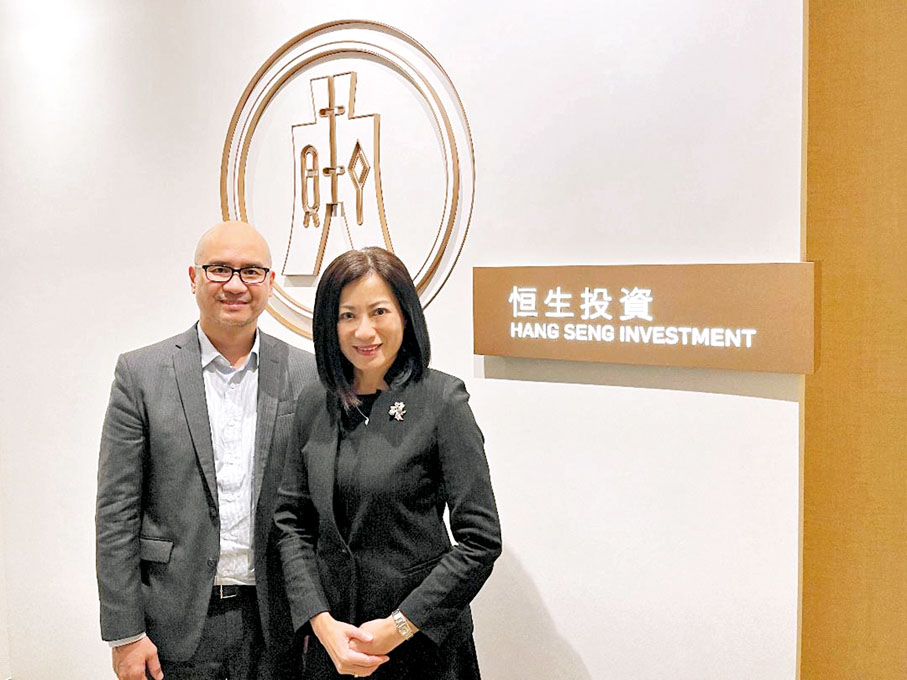 ● 恒生李佩珊(右)和薛永輝昨日分享集團未來發展。