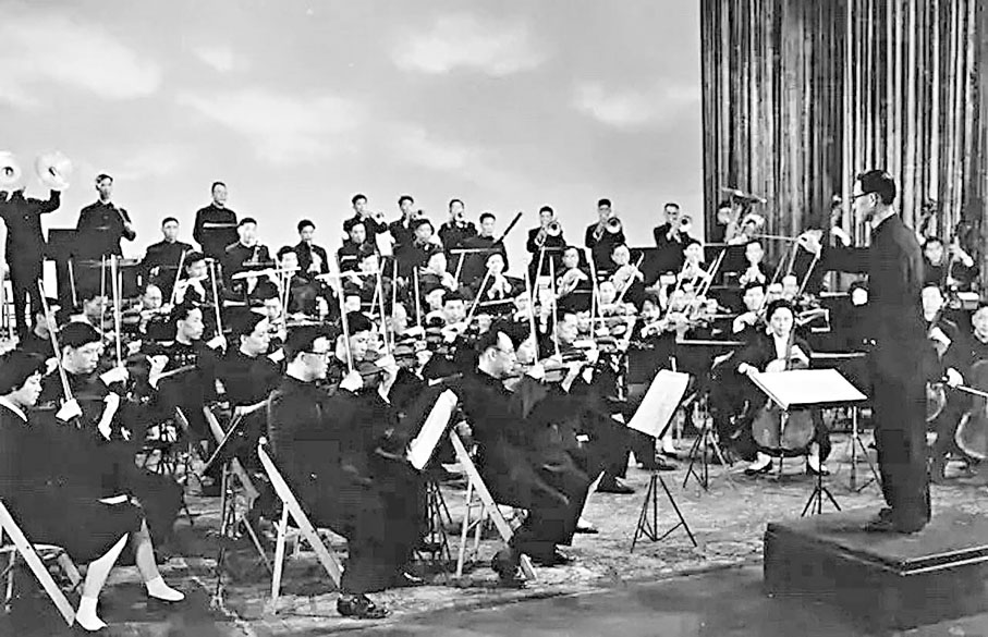 ●1965年，「上海之春」國際音樂節首演《紅旗頌》。（上海市文聯提供）