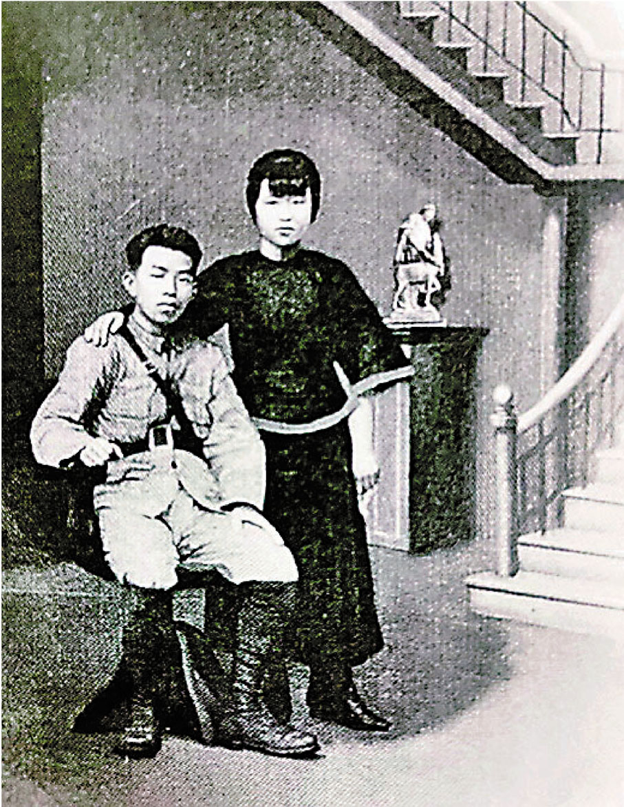 ●陳毅安與妻子李志強的合照。 受訪者供圖