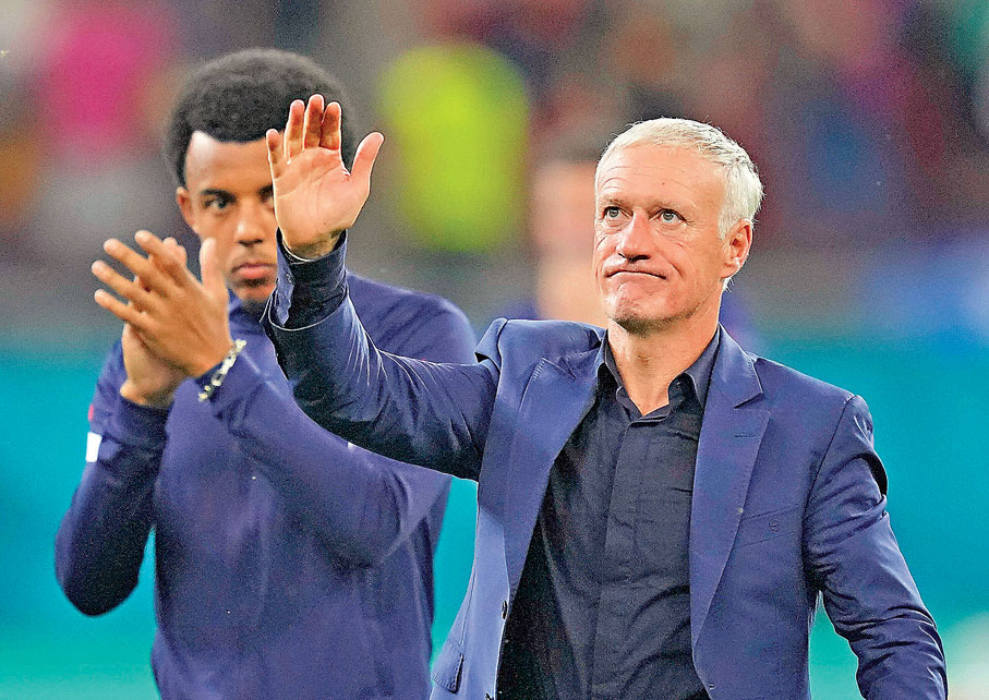 ●迪甘斯(右)未能達成球員及主帥時代世界盃、歐國盃均實現連霸的心願。  美聯社