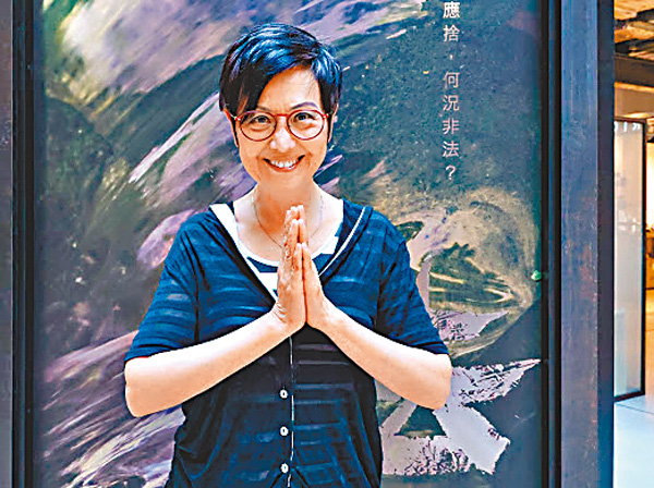 ●廖安麗客串擔任「導賞員」。