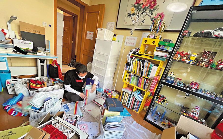 ●3個收納師收拾75平米居所，一共約需8個小時。