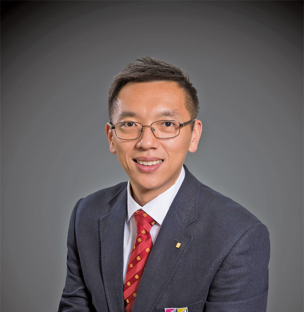 ● 深圳市政協委員、香港印藝學會主席馬楚力