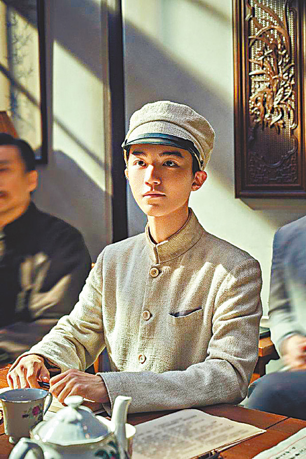 ●王俊凱飾演鄧恩銘。