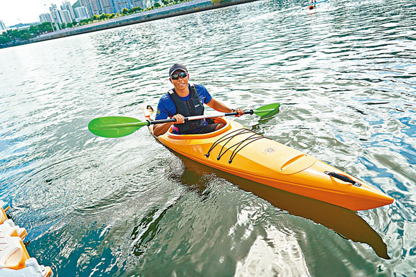●獨木舟競速賽示範