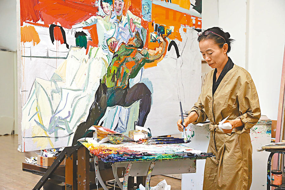 ●創作中的閆平