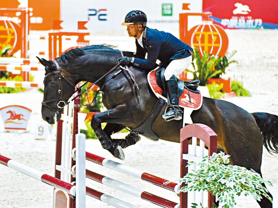 李振強為國家隊今屆最年長運動員。  新華社