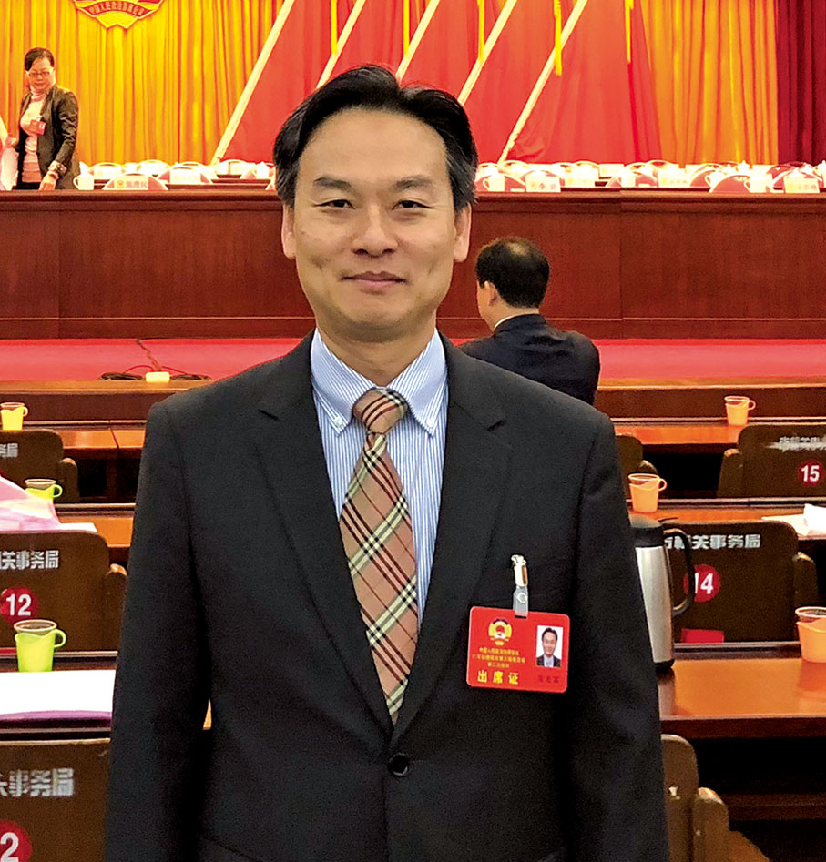 ● 揭陽市政協委員、九龍東潮人聯會常務副會長吳光霖