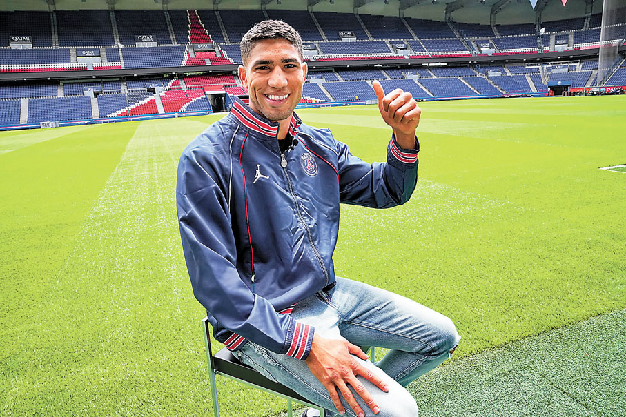 ●阿舒拉夫夏基美本月初已於亮相巴黎王子公園球場亮相。  美聯社