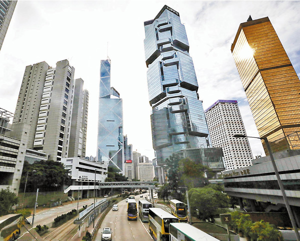 ● 林鄭月娥批評，布林肯聲稱香港的營商環境在過去一年變差完全是謬誤。圖為香港中環。 香港文匯報記者  攝