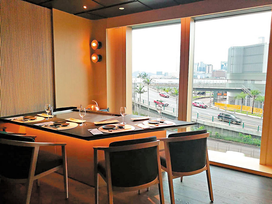 ●板神環境寬敞，充滿格調。