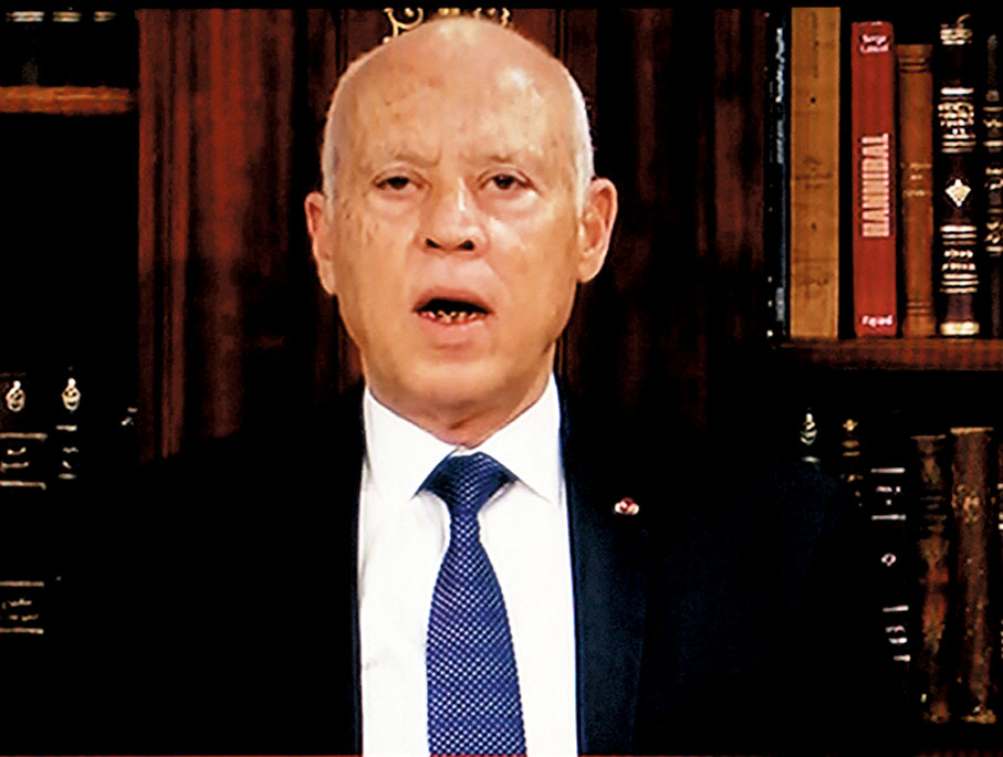 ● 賽義德（上圖）解除邁希希（下圖）的職務。