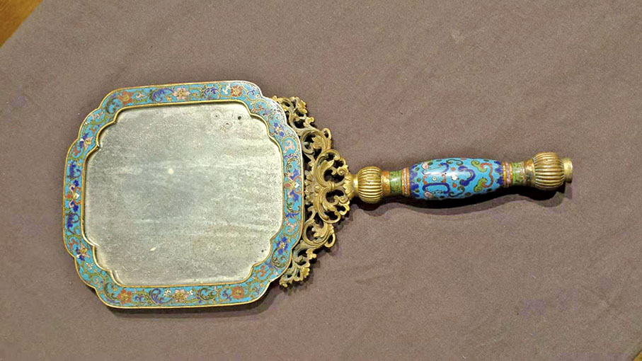 ■清代18世紀宮廷景泰藍鏡