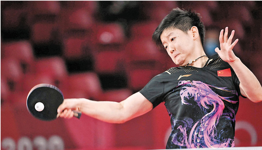 ●孫穎莎今午將與伊藤美誠爭入決賽。  法新社