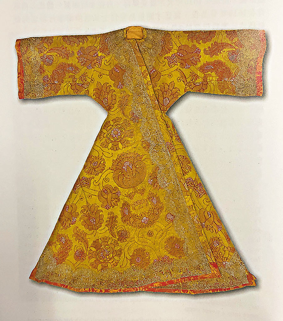 ●彼得大帝的合身卡夫坦長袍。