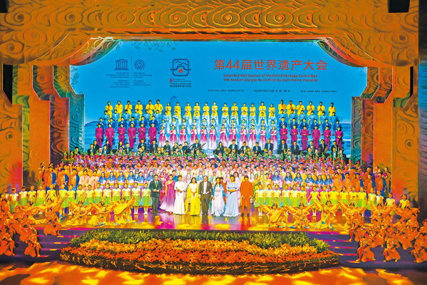 ●第44屆世界遺產大會7月16日-31日在福州成功舉辦。圖為開幕式文藝演出。