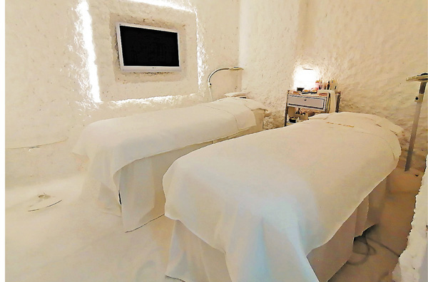 ●The Mineral Boutique內，特設能量海鹽房，地下鋪滿海鹽。