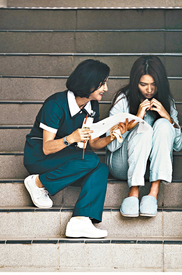 ●跟惠英紅對戲，戴祖儀坦言初期有很大壓力。