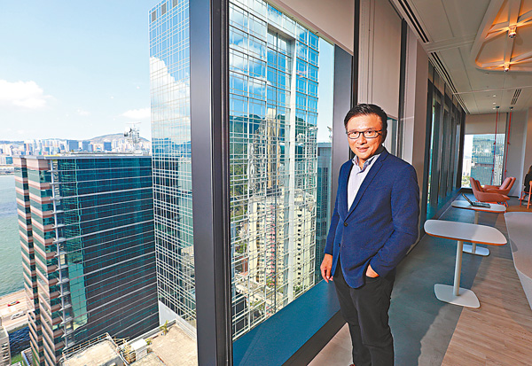 財經事務及庫務局前局長  陳家強