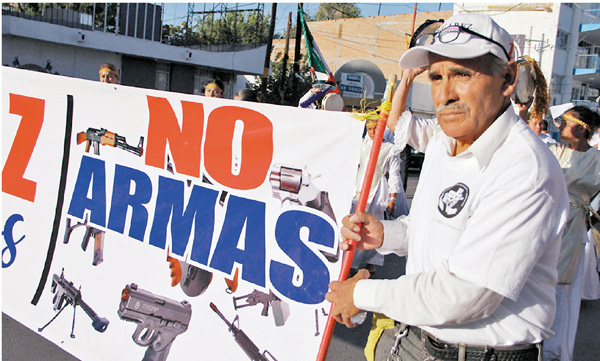 ● 2018年墨西哥民眾舉行反槍械示威。 法新社