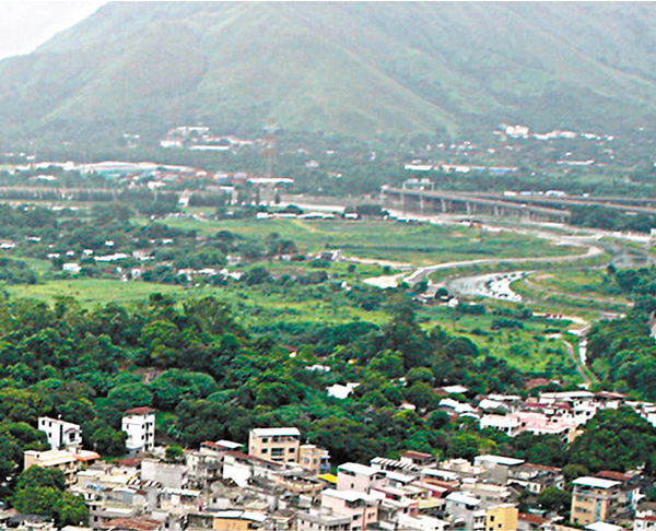 ●元朗蠔洲路（近東成里）土地鄰近元朗公路，發展較為便利。 資料圖片