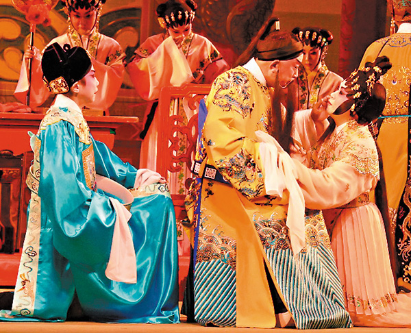 ●廖國森、新秀演員韋子健、梁宛華演繹《香劫》最感人的一段戲。