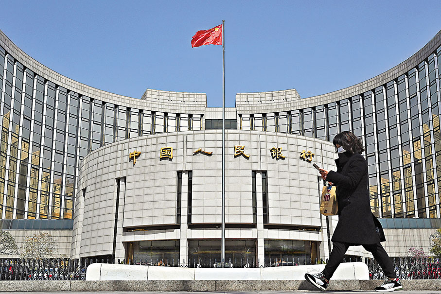 ●7月社會融資規模增量為1.06萬億元（人民幣，下同），低於市場預期的1.6萬億元，更是在近一年半內首次出現社融增量低於信貸增量的情況。 中通社