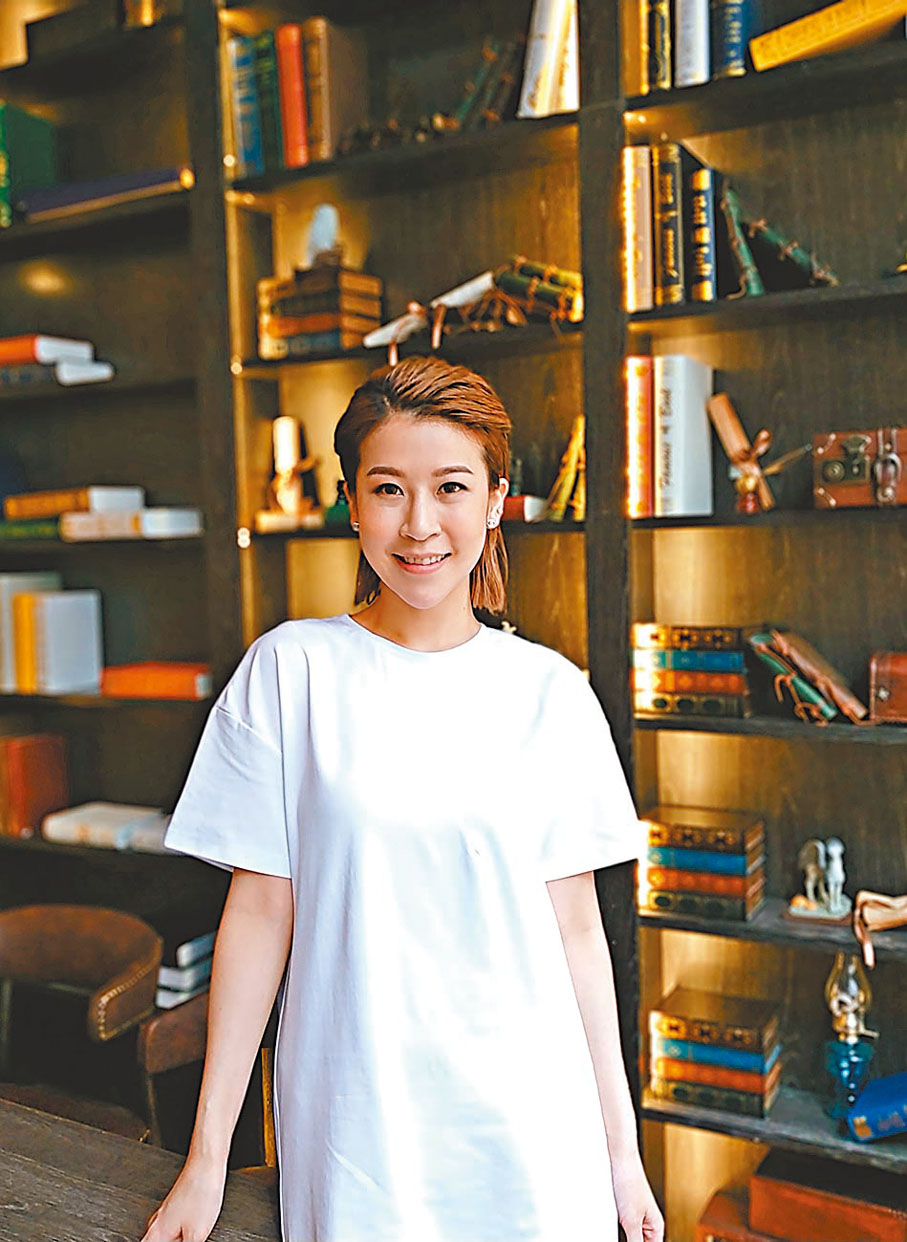 ● 陳潔麗疫下常留在家，反而在音樂意念上多了新構思。