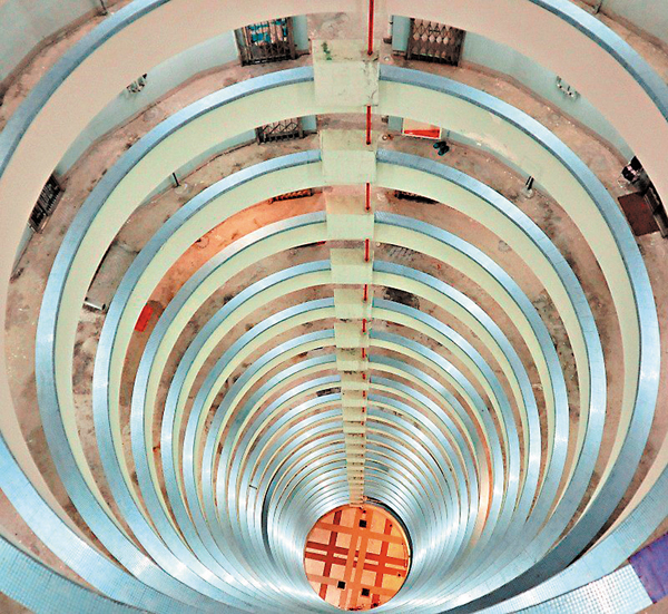 ●獲得「我最喜愛的香港室內空間」之一的勵德邨。