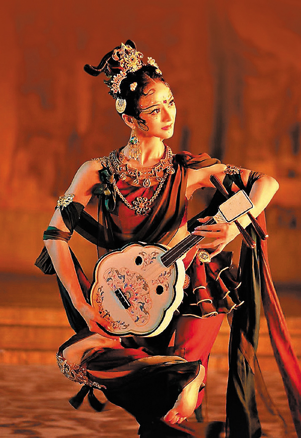 ●「飛天」的舞姿還原了龍門石窟石像的姿態。受訪者供圖