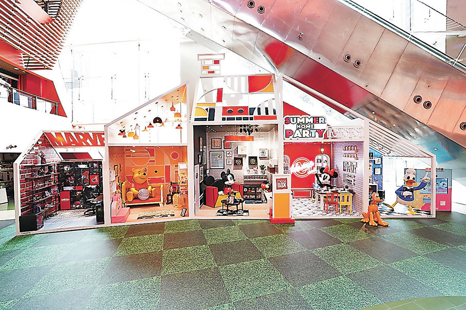 ●MegaBox「Disney Summer Home Party」主題裝置