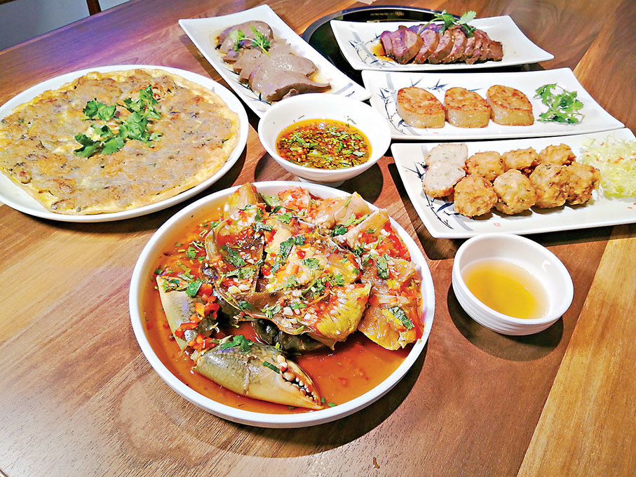 ●招牌菜如潮州生醃膏蟹、家鄉煎蠔烙等。