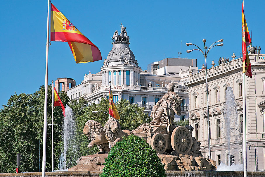 ●位於普拉多大道的大地女神噴泉