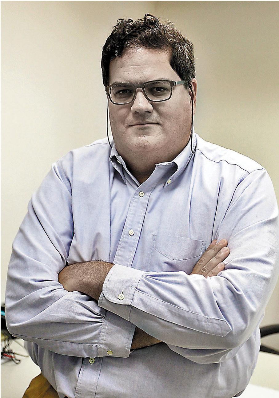 ●正被香港通緝的黎智英私人助理Mark Simon，在反中亂港團夥中扮演着勾結外國勢力「代理人」的角色。 資料圖片