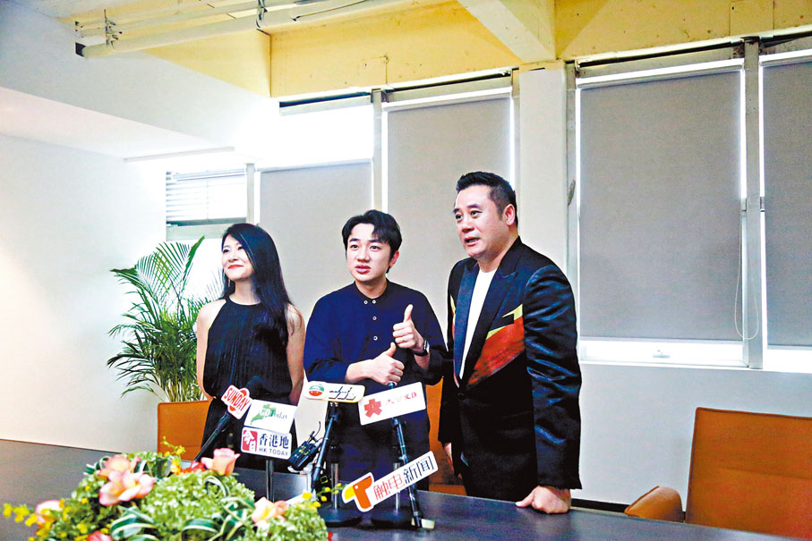 ●王祖藍希望打造一檔粵語的脫口秀節目迎接香港回歸25周年。