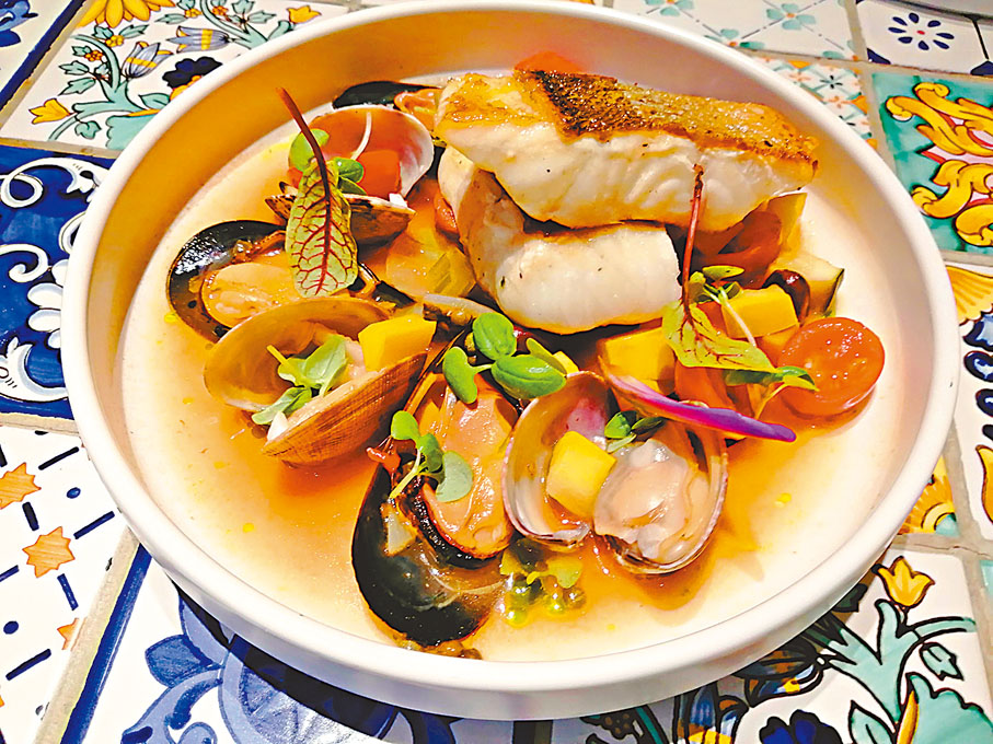 ●意大利水煮鱸魚