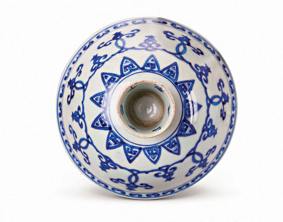 ●明正德 青花花卉紋高足盌