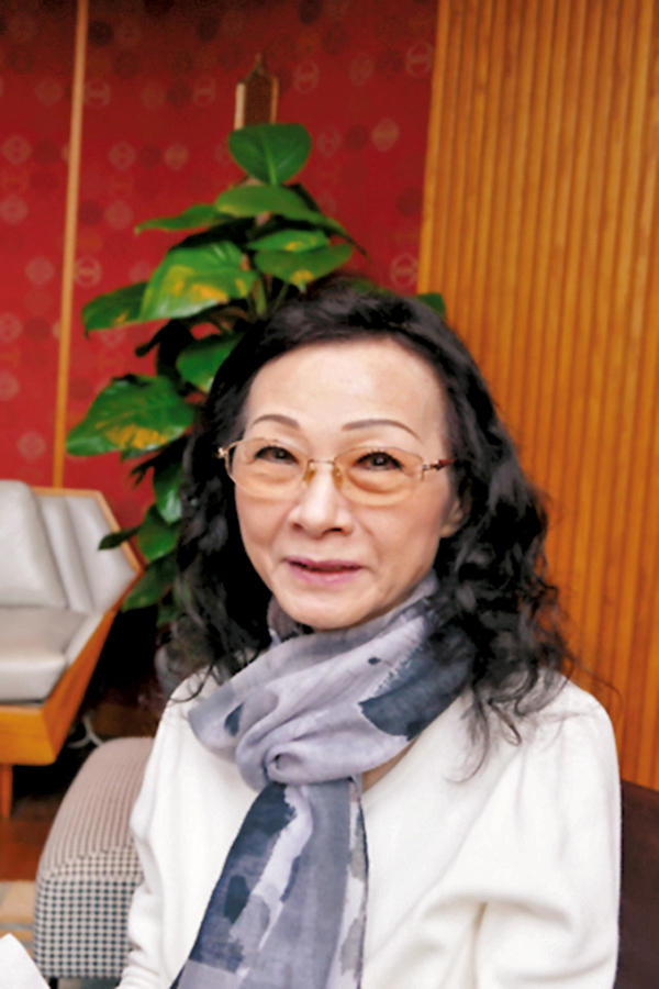 ●鮑潔瑩主辦劇團推廣袍甲戲。