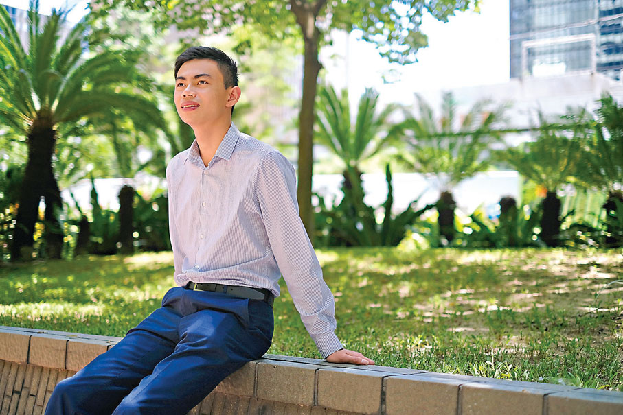 ●譚兆聰認為修例建議可以提高中學畢業生選擇海外升學誘因，有助釋出本地醫學院學額，令更多年輕人接受醫科訓練，長遠增加香港醫生數量。香港文匯報記者  攝