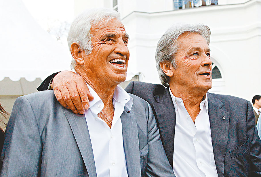 ● 阿倫狄龍（右）與尚保羅貝蒙多情誼深厚。