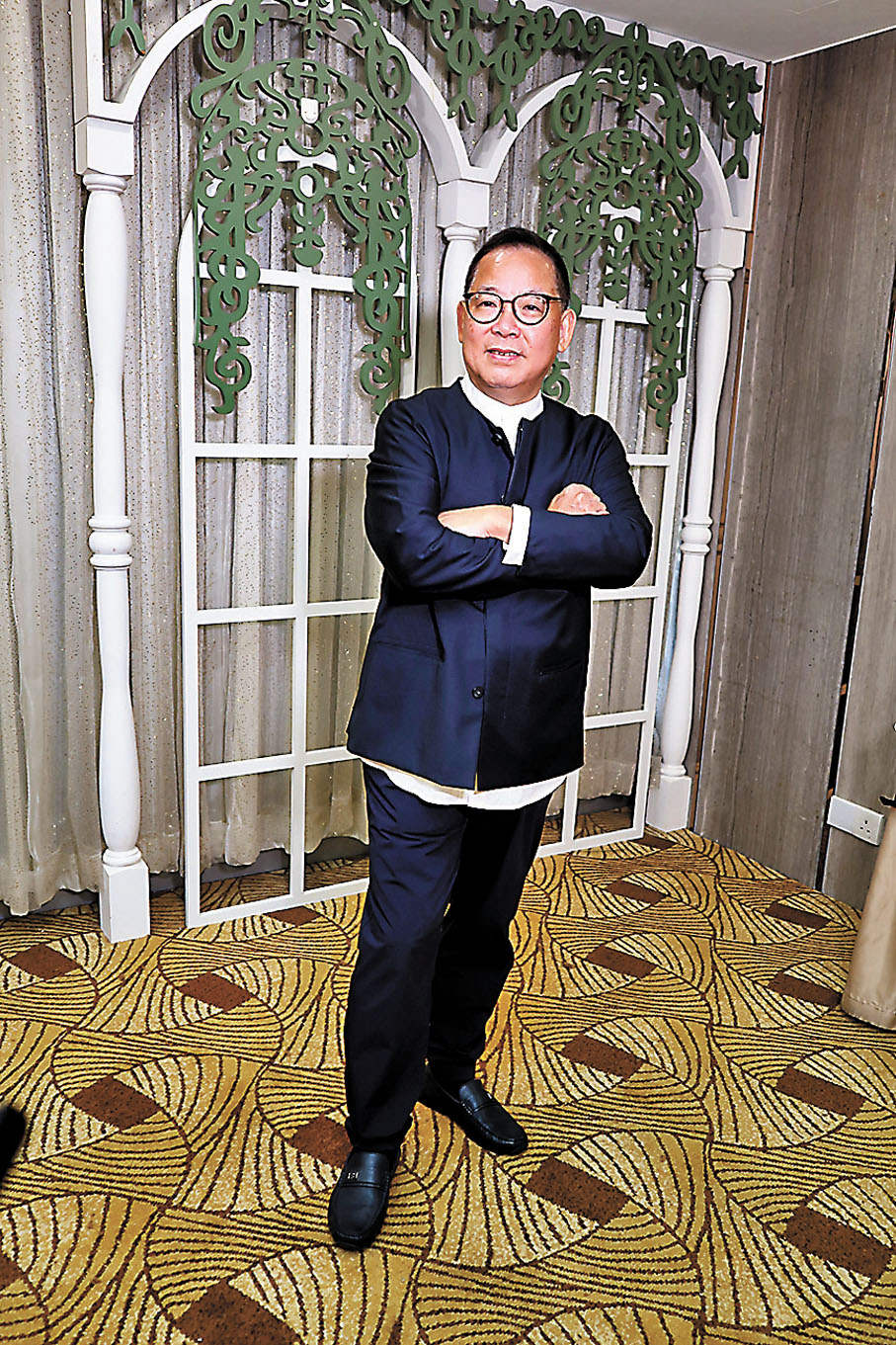 ● 張明敏認為香港人應懂得對祖國感恩。