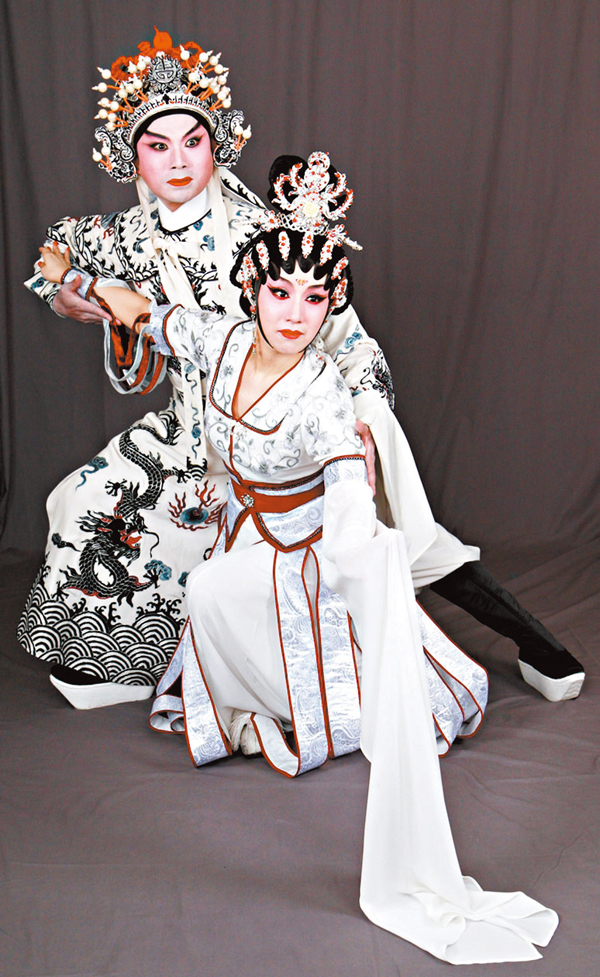 ●李秋元和謝曉瑩分飾李靖和紅拂女。