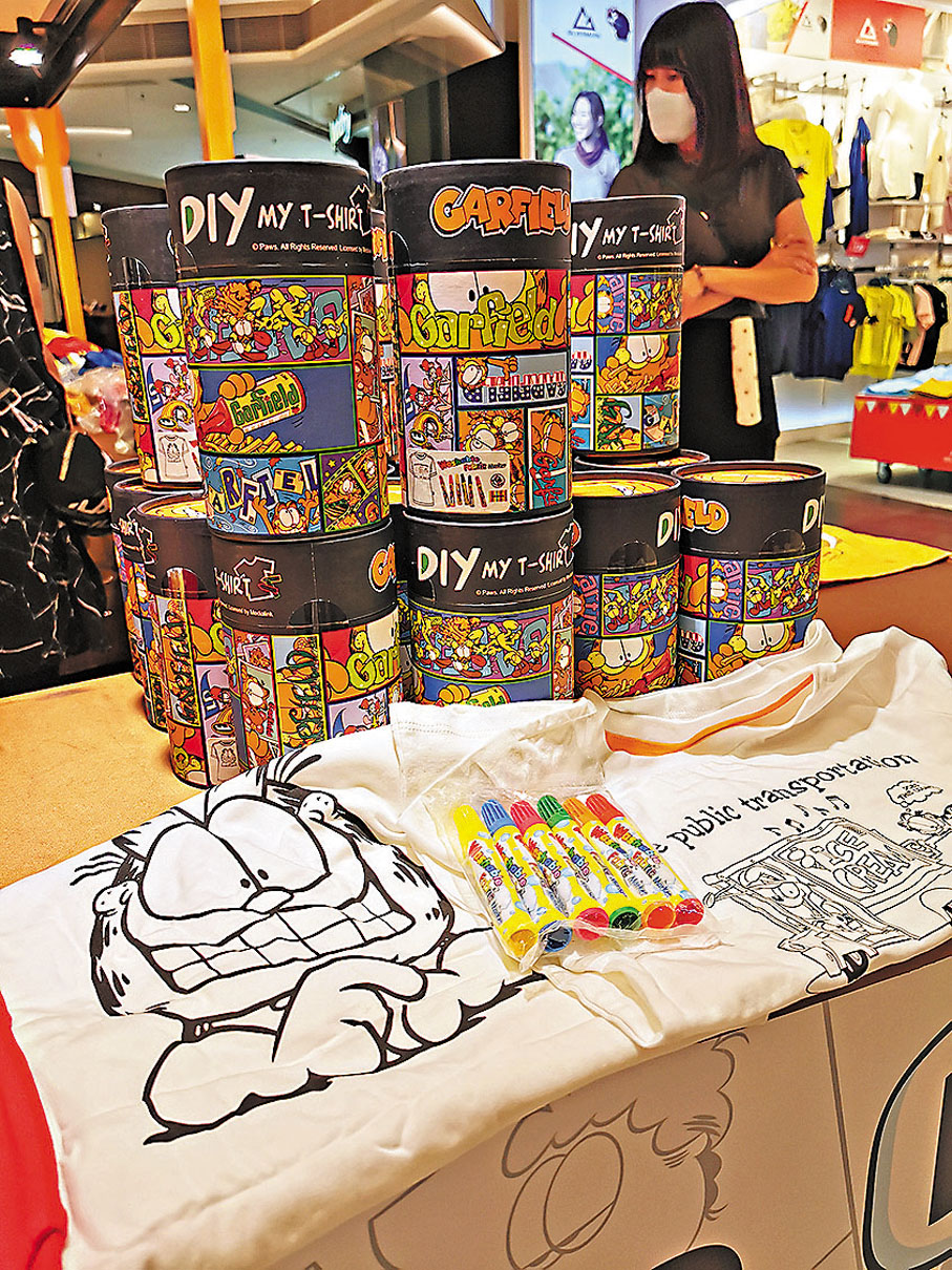 ●加菲貓DIY T-shirt